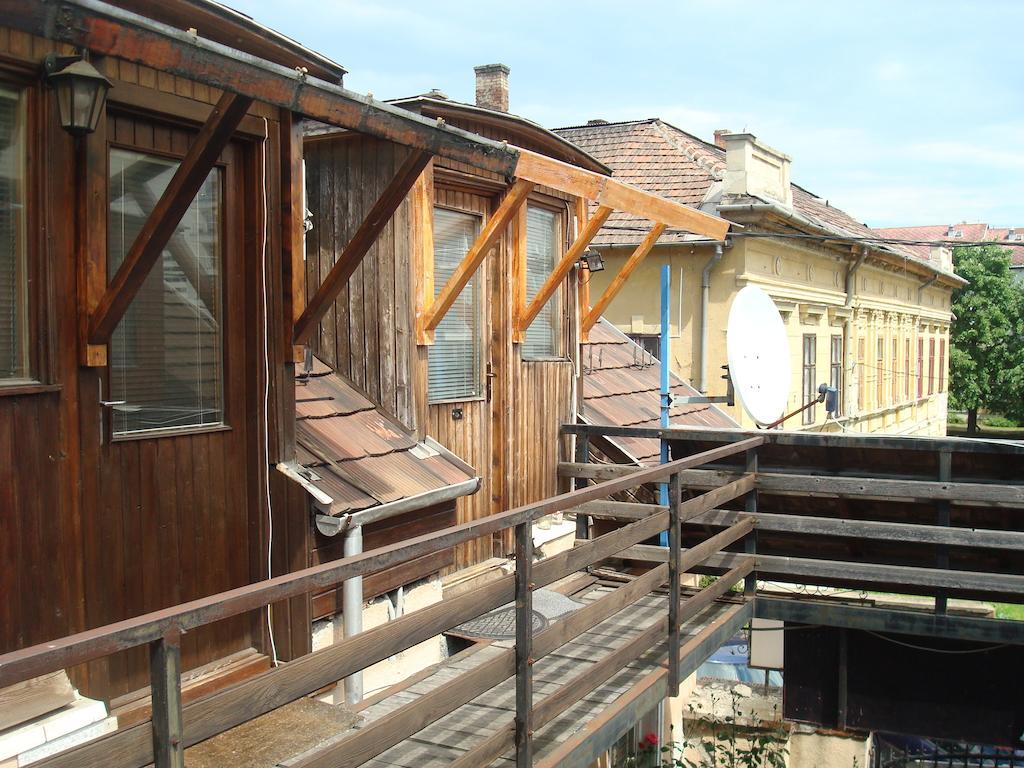 Belvarosi Bungalo Hotel Miskolc Exterior photo